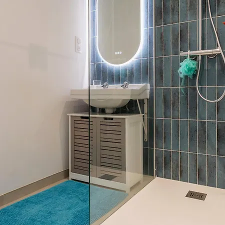 Hébergement de vacances Maison Rénovée 2023 à 300m De La Avec Terrasse, Jardin Clos, Clim Et Wifi - Fr-1-306-1270