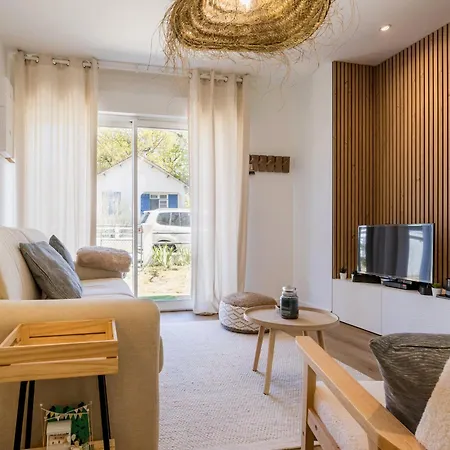 Hébergement de vacances Maison Rénovée 2023 à 300m De La Avec Terrasse, Jardin Clos, Clim Et Wifi - Fr-1-306-1270 Saint-Brévin-les-Pins