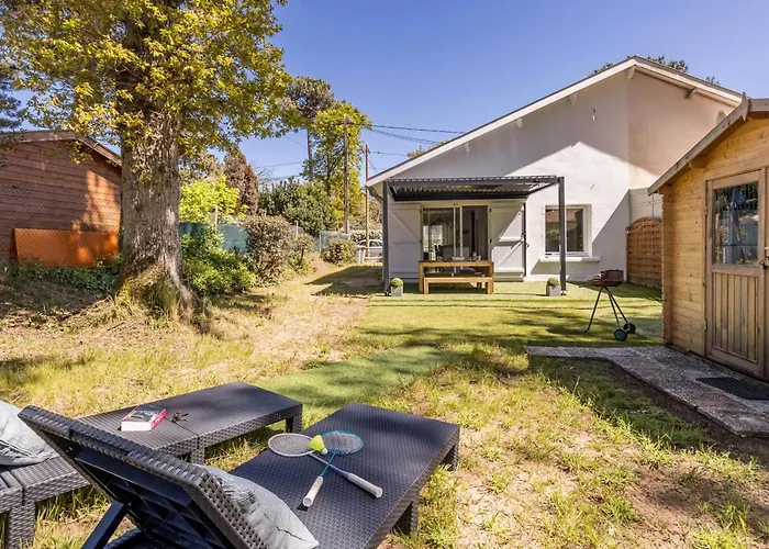 Casa de Férias Maison Rénovée 2023 à 300m De La Avec Terrasse, Jardin Clos, Clim Et Wifi - Fr-1-306-1270 Saint-Brevin-les-Pins